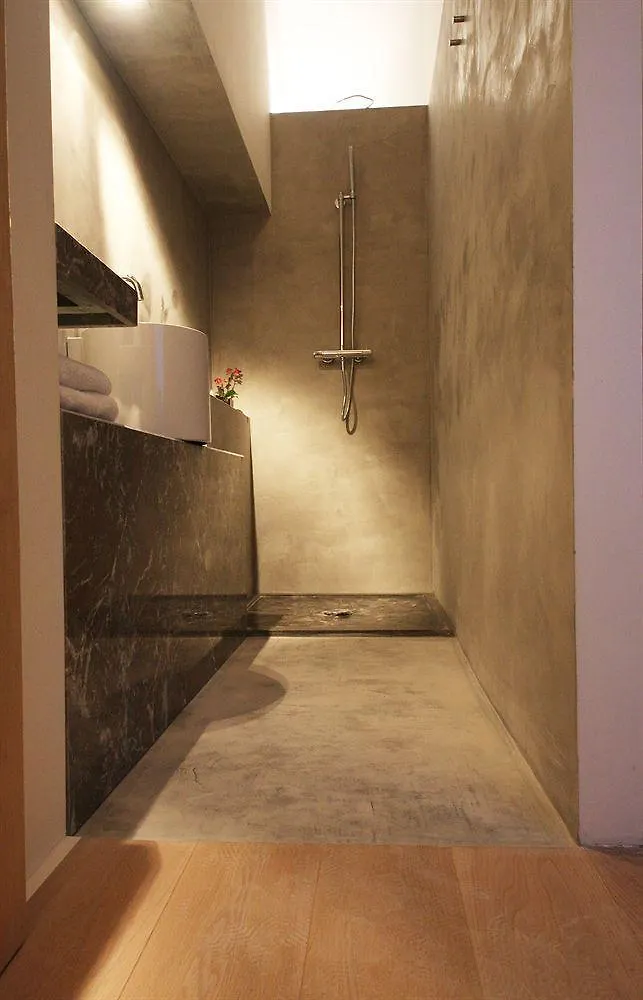 ****  Hotel Kaai 11 Antverpy Belgie