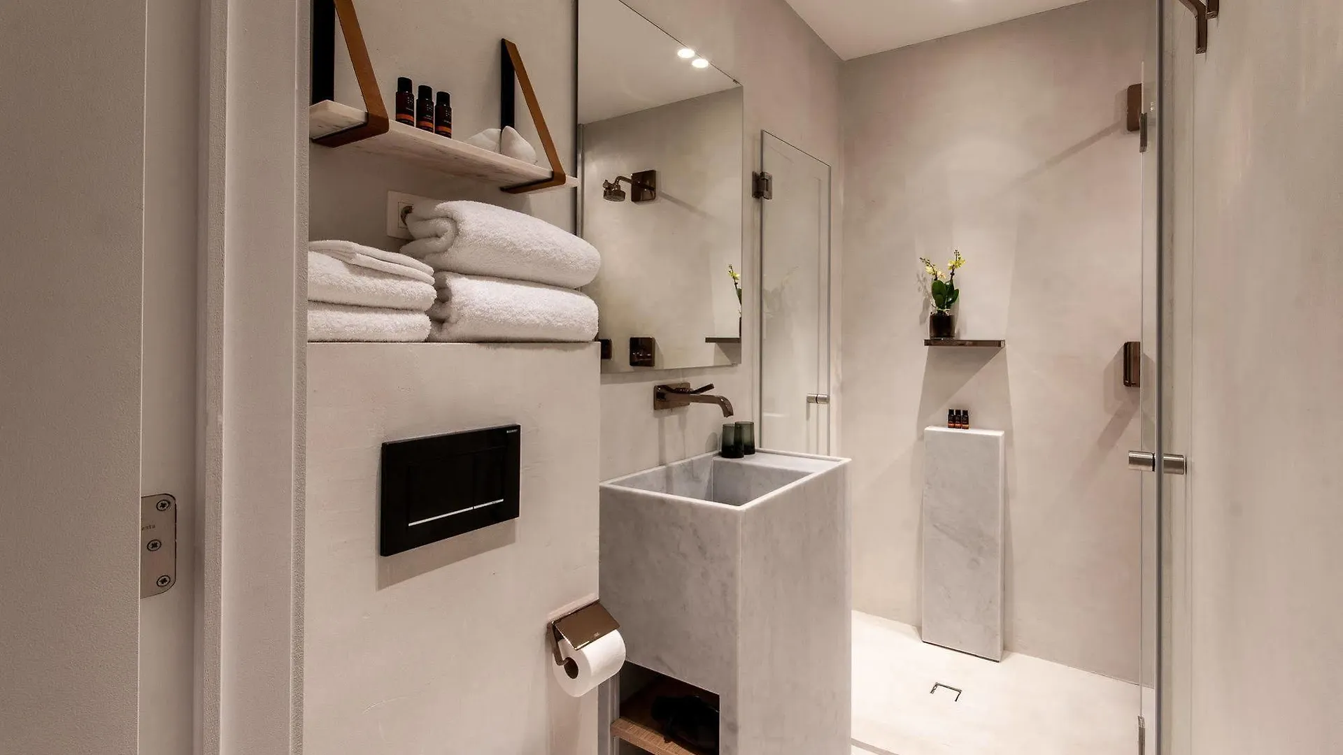 Kaai 11 Hotel Antwerp 4*,